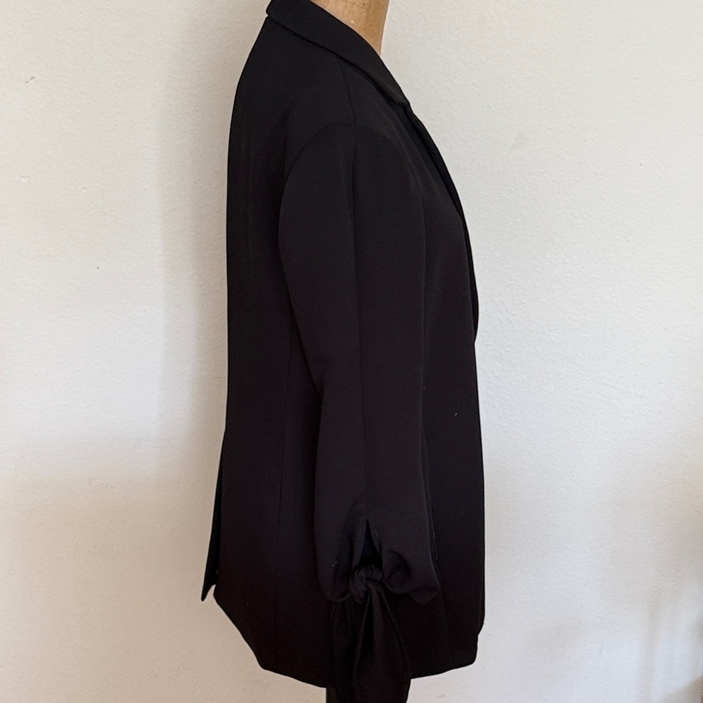 Cartonnier 6 Gorgeous Elegant Black Women's Blazer with sleeve ties great cond - Picture 5 of 9